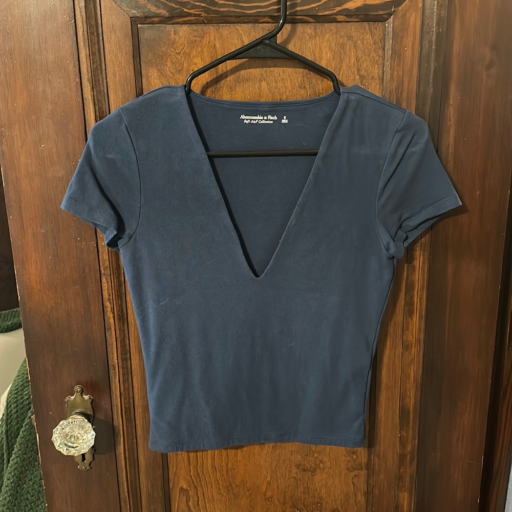 Abercrombie Soft A&F Collection V-Neck top